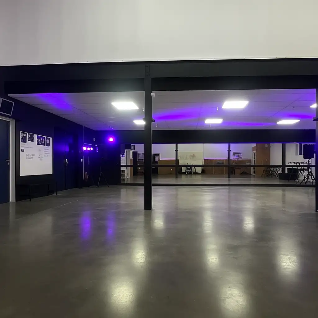 La grande salle du studio Latinea à Saint-André-les-Vergers, près de Troyes