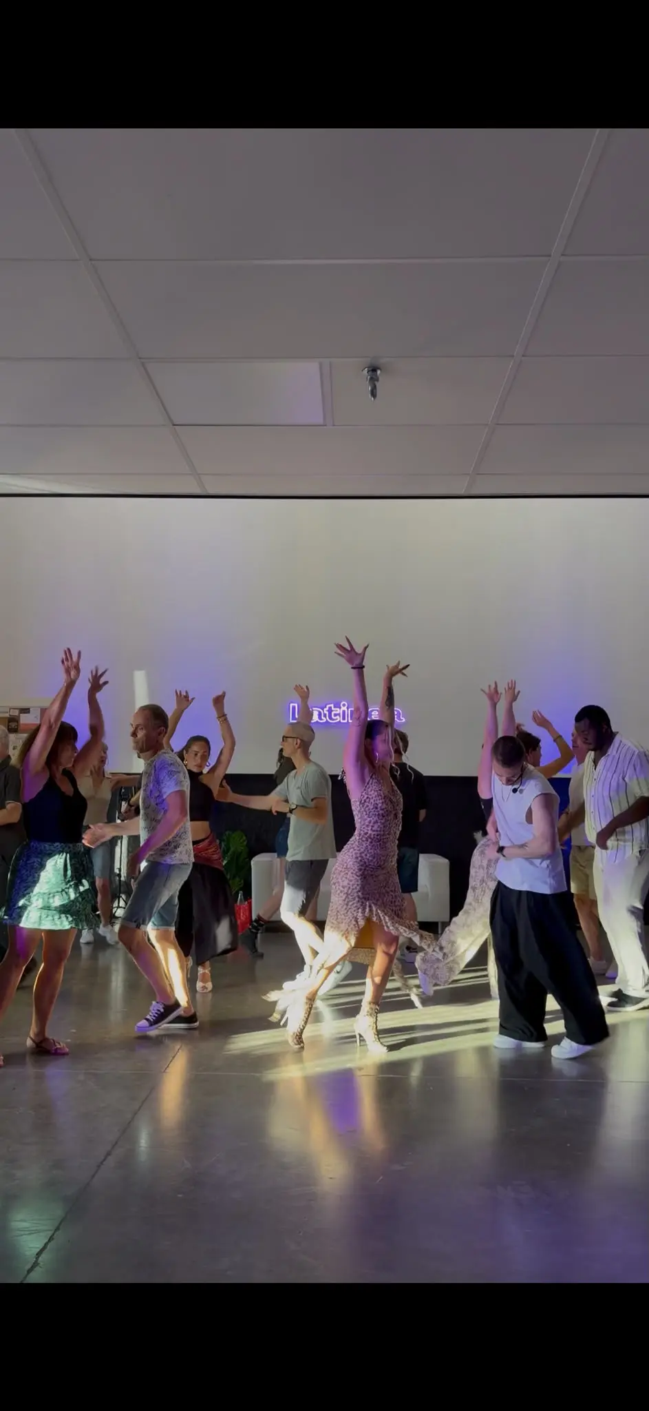 Cours de salsa cubaine à Troyes — école de danse Latinea