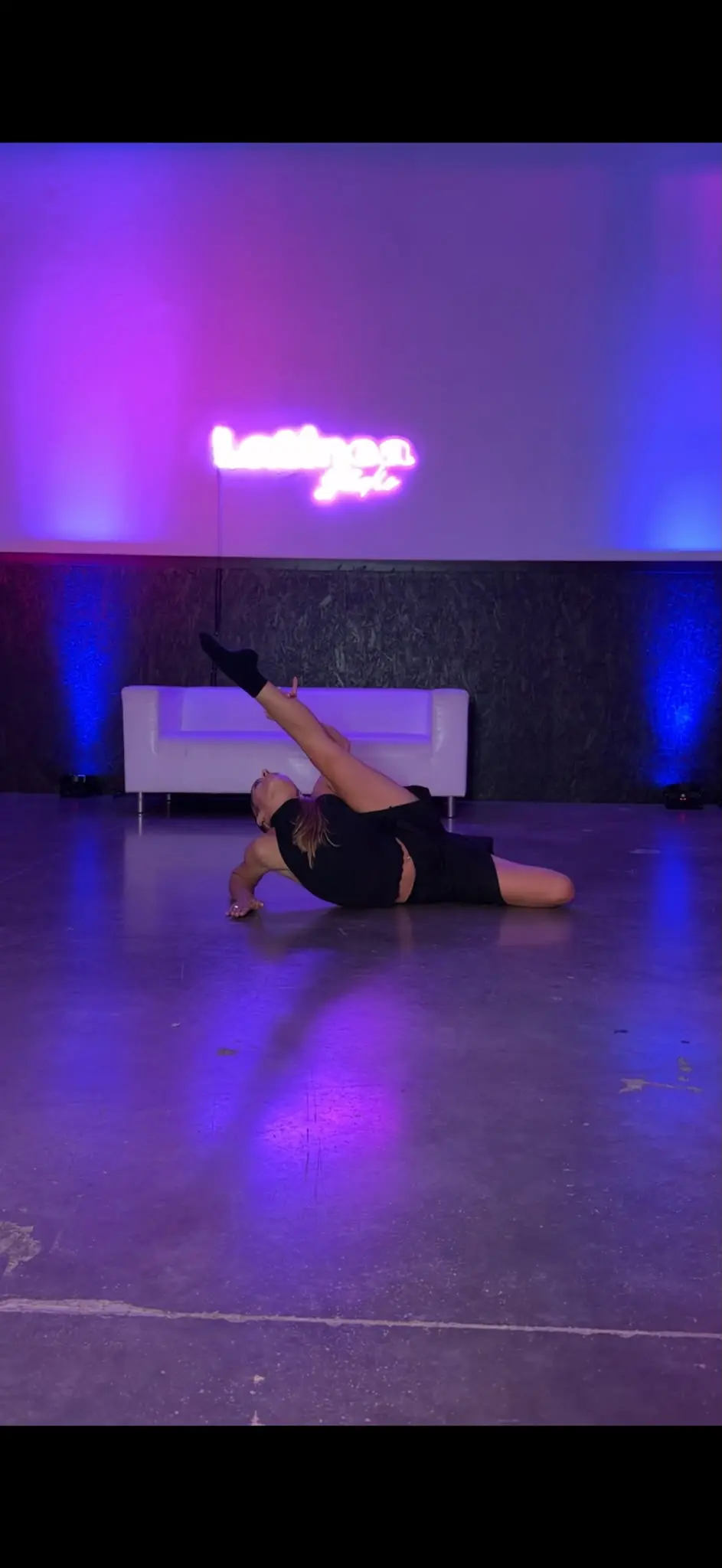 Cours de souplesse à Troyes — école de danse Latinea